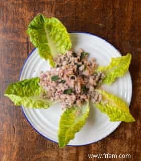 Comment faire le parfait larb de porc (ou de poulet, de canard ou de tofu) – recette 