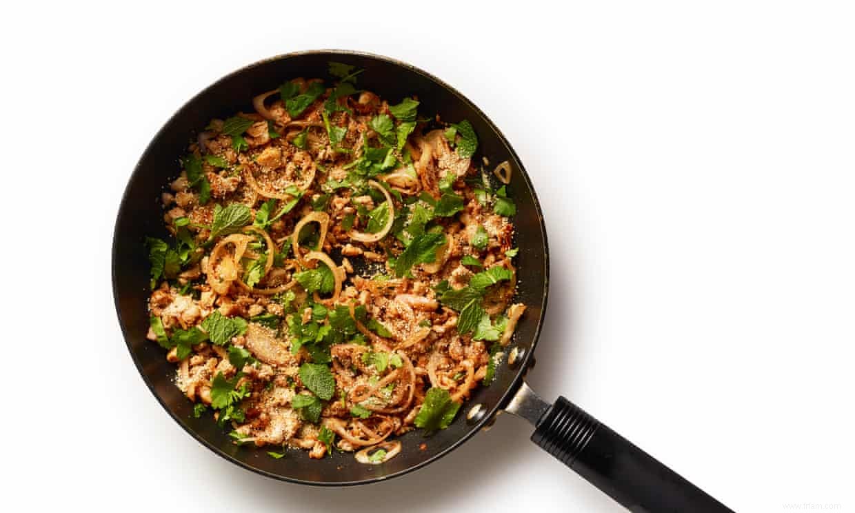 Comment faire le parfait larb de porc (ou de poulet, de canard ou de tofu) – recette 