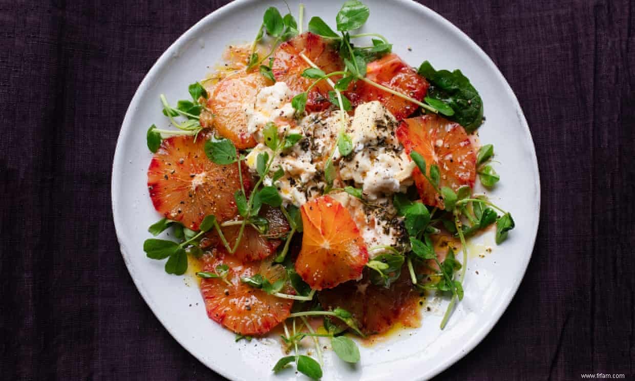 La recette de Nigel Slater pour la feta au four avec des oranges sanguines 