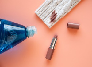 Comment enlever le maquillage des vêtements 