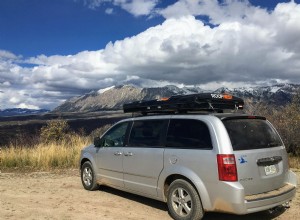 Test de la tente de toit à coque rigide de Roofnest avec une famille de cinq personnes 