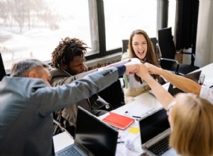 Pourquoi récompenser des employés méritants récompense également votre entreprise 