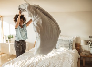 Obtenez la saleté sur une maison propre 