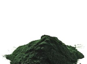 12 Bienfaits Avérés de La Spiruline + 4 Recettes