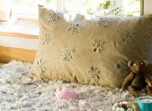 DIY : réaliser une housse de coussin ajourée