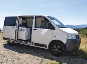 Aménager un mini camping-car maxi-pratique dans un van