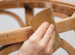 Restaurer la structure et refaire lassise dun siège en bois