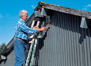 Réparer le pignon dun hangar